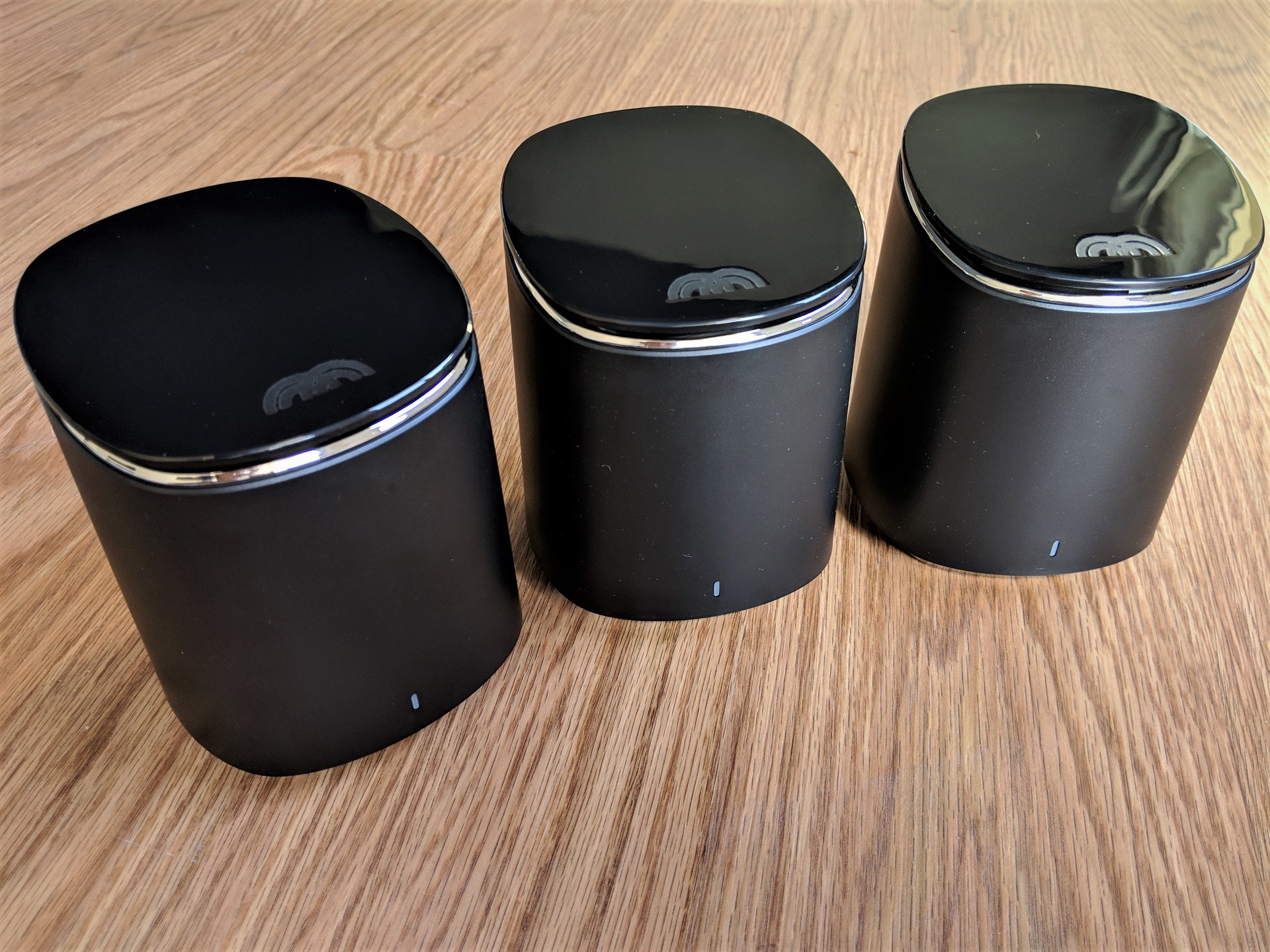 Mercku M2 Wi-Fi Router and Swarm Mesh Review - Dong Knows Tech