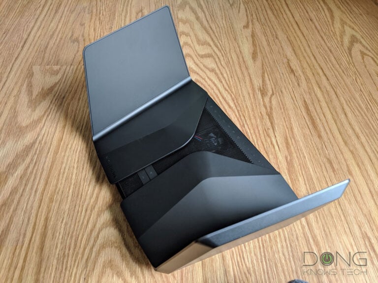 NETGEAR AX12 Angle