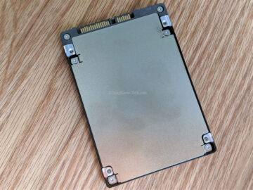 Seagate Ironwolf 110 Bottom