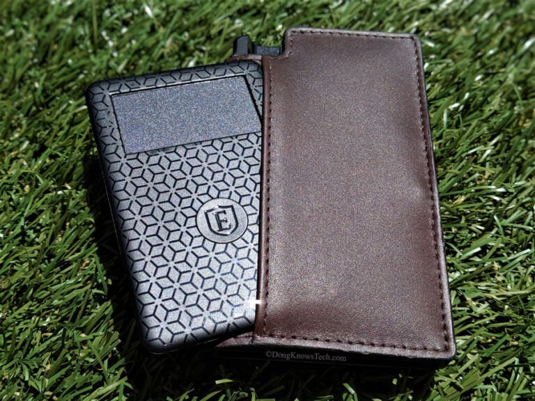 Ekster Tracker Card in Wall