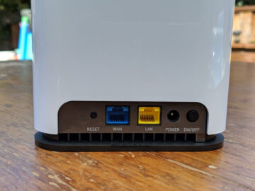 Nokia Beacon 1 Ports