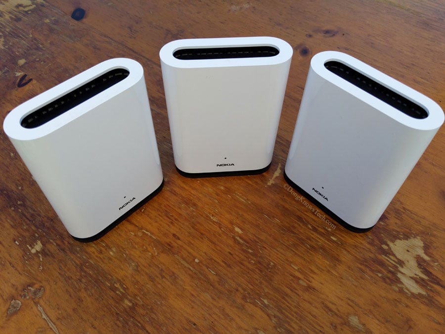 Nokia Beacon 1 Set Standing