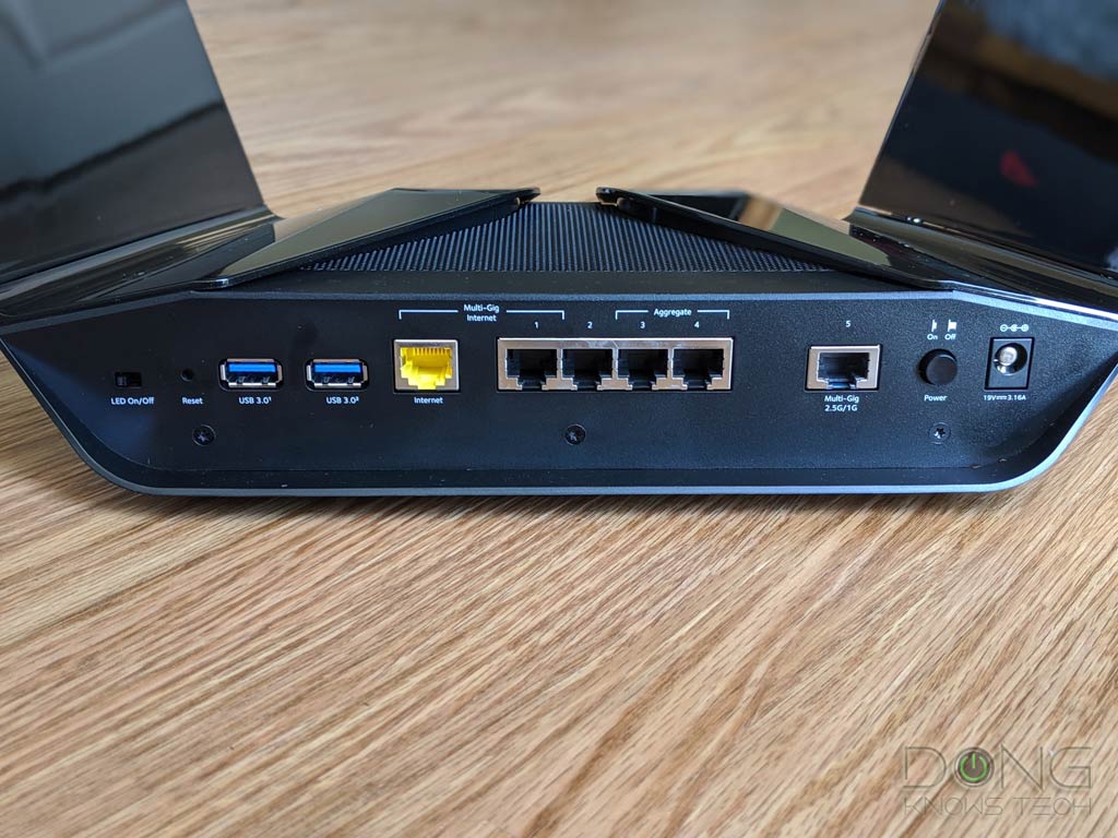 Netgear RAX200 Ports