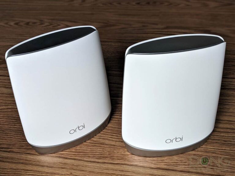 Orbi RBK752 Front