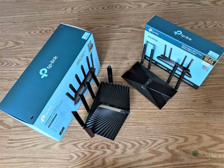 TP-Link AX3200 vs. AX50 Box
