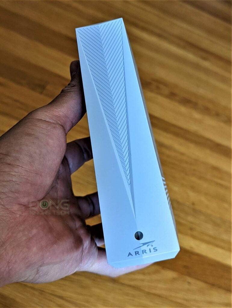 ARRIS SURFboard W6U Review: A Cool 6GHz Upgrade