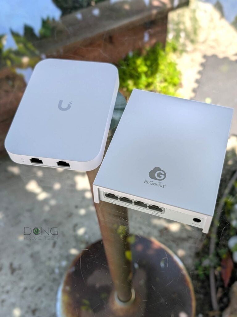 EnGenius ECW515 vs. Ubiquiti U7 In-Wall Top