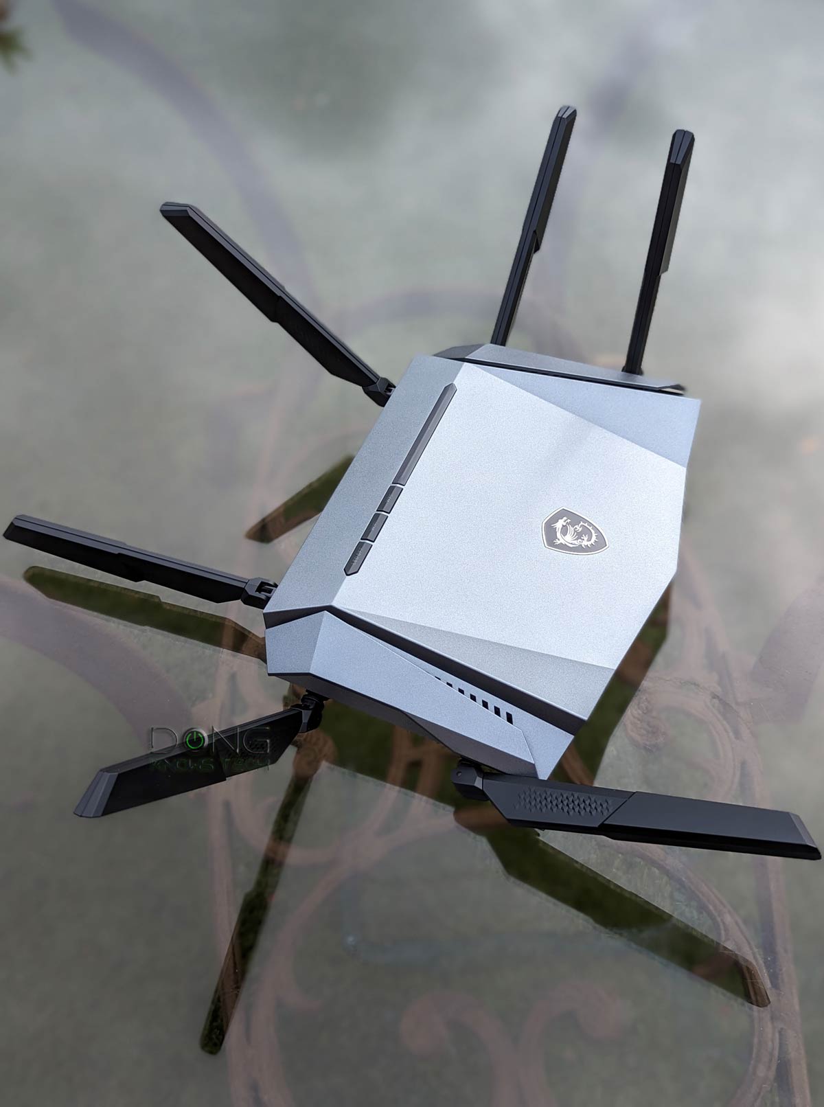 Radix AX6600 Review: MSI's Solid Wi-Fi Debut | Dong Knows Tech