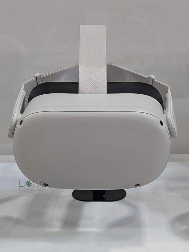 Meta Quest 2 virutal headset VR Wireless