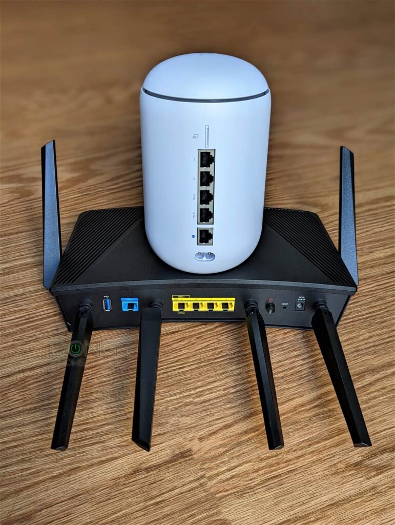 Synology RT6600ax vs Ubiquiti UDR 4