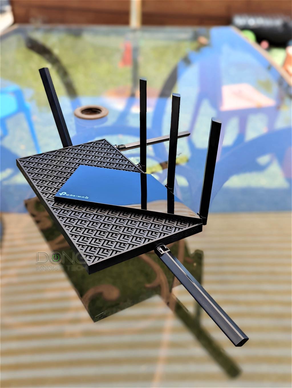 TP-Link Archer AXE75 WiFi 6E Router Review: Mediocre Speeds, Phone-Only  Features