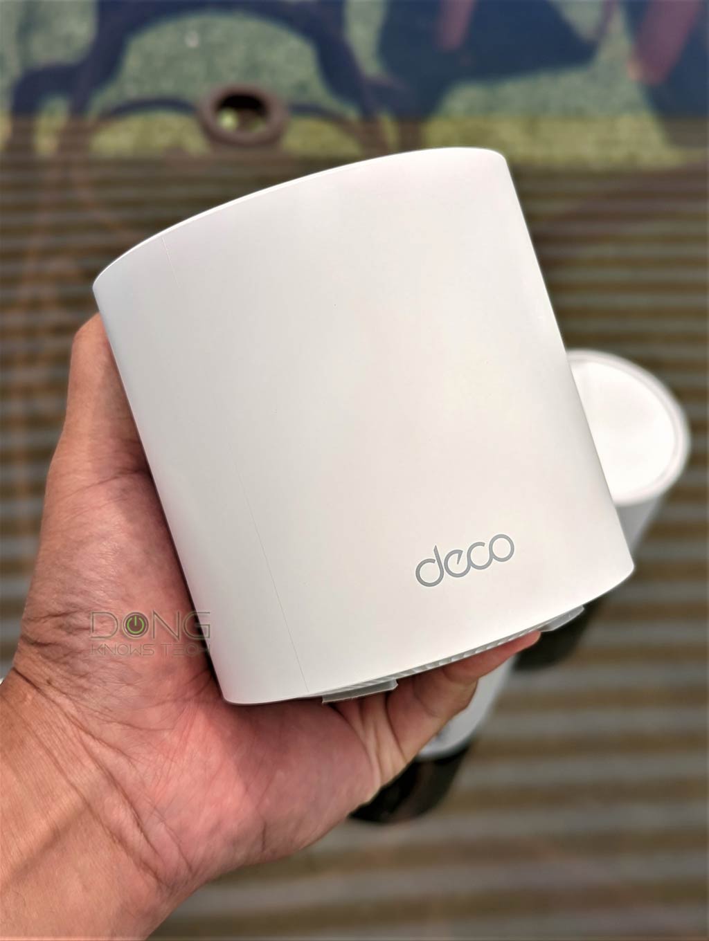 TP-Link Deco X4300 Pro in Hand