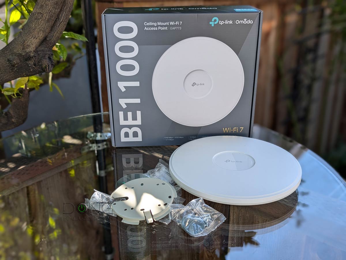 TP-Link Omada EAP773 BE11000 Tri Band Wi-Fi 7 Wireless Access Point
