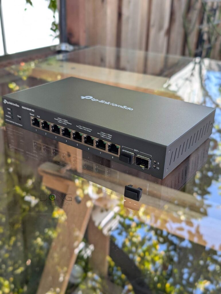 TP-Link Omada SG2210XMP-M2 PoE+ ports