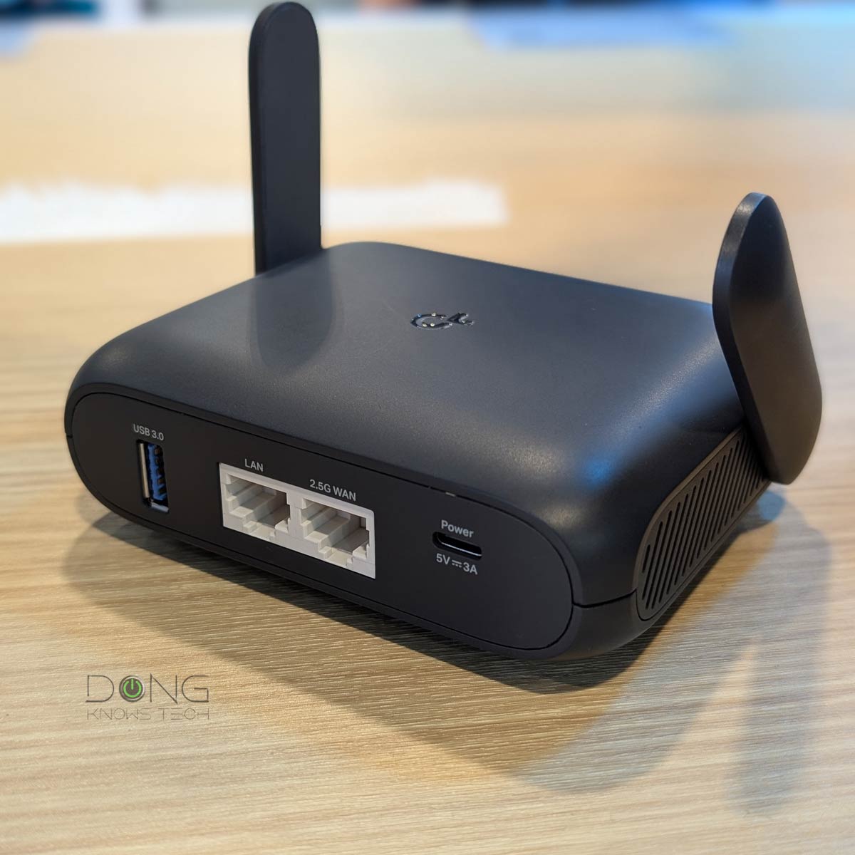 TP-Link Roam 7 Travel Router (TL-WR3602BE): Real Wi-Fi 7 On-the-Go 5 TP-Link TL WR3602BE Roam 7 BE3600 Wi-Fi 7 Portable Travel Router back
