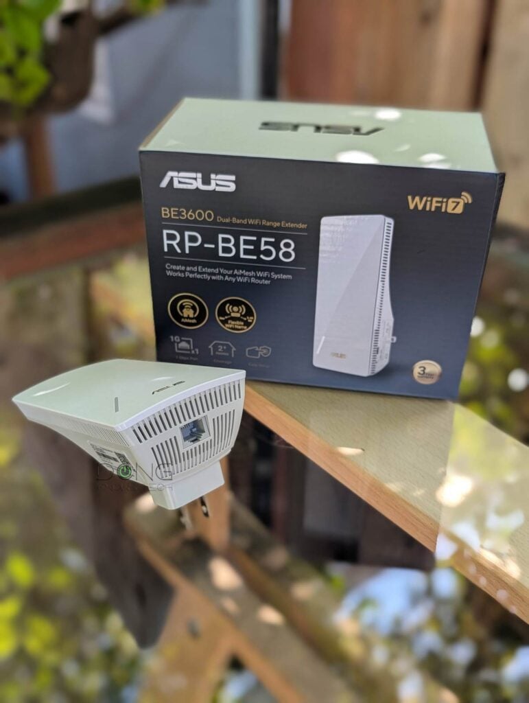 The ASUS RP-BE58 Wi-Fi 7 range extender