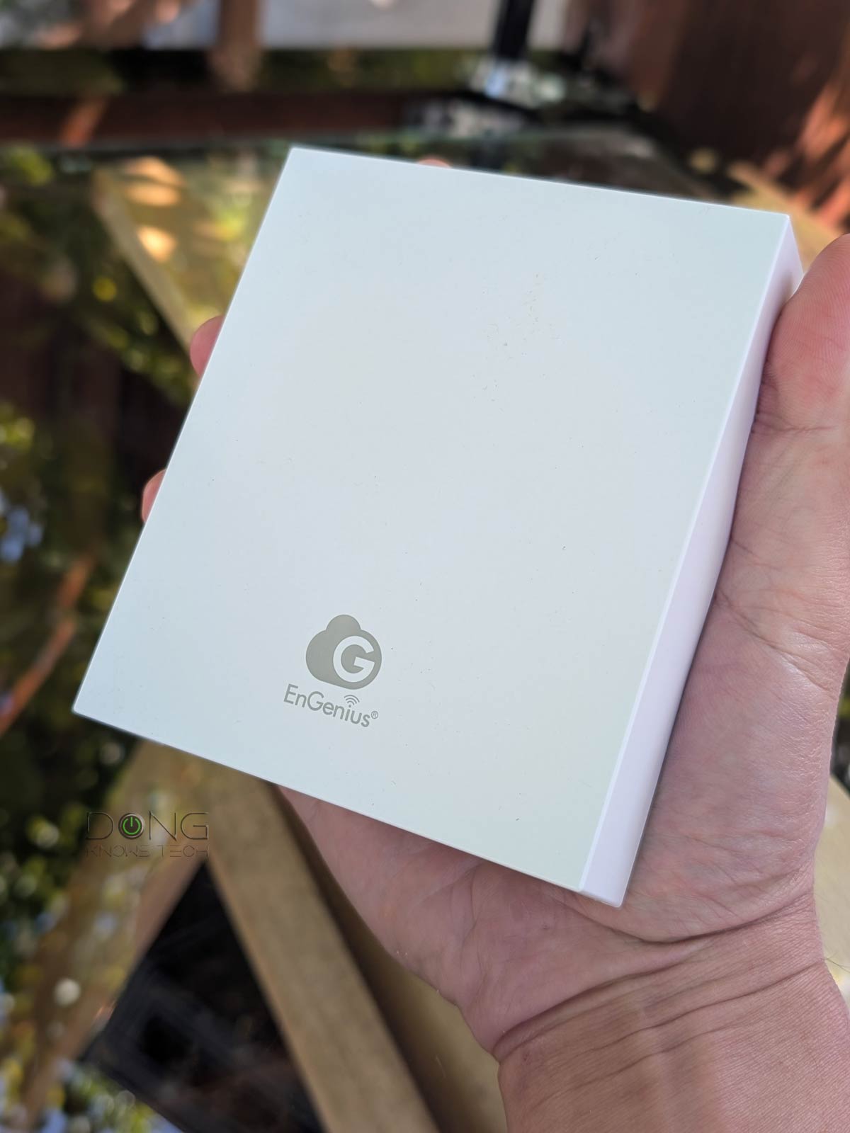 EnGenius ECW515 Review (vs. Ubiquiti U7 In-Wall): A Handy Entry-Level Dual-Band Wi-Fi 7 Access Point