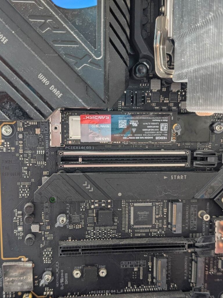 The SANDISK NAS 800 in action