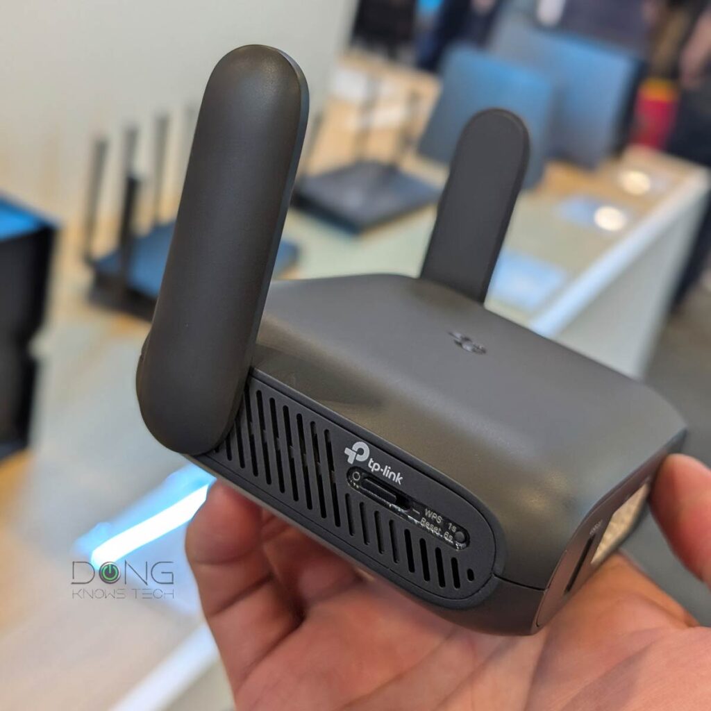 TP-Link at CES 2025: More Hardware Variants to Dominate the Wi-Fi 7 Market 2 The TP-Link TL-WR3602BE Travel router has a SD card slot