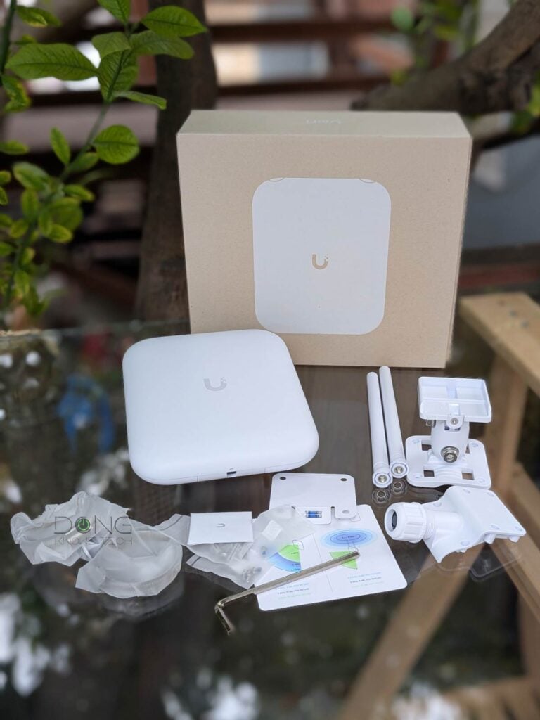 U7 Pro Outdoor Review: An Excellent Weather-Proof AFC-Enabled Access Point 1 The Ubiquiti U7 Pro Outdoor