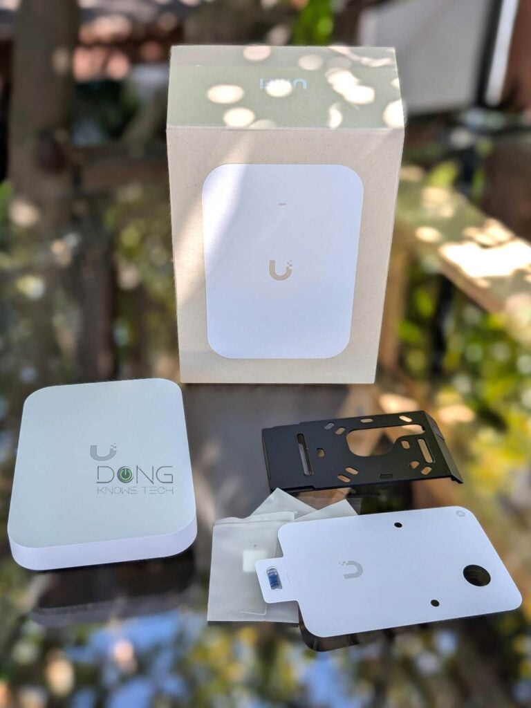The Ubiquiti U7 Pro XG Wall comes with wall mounting accessories out of the box