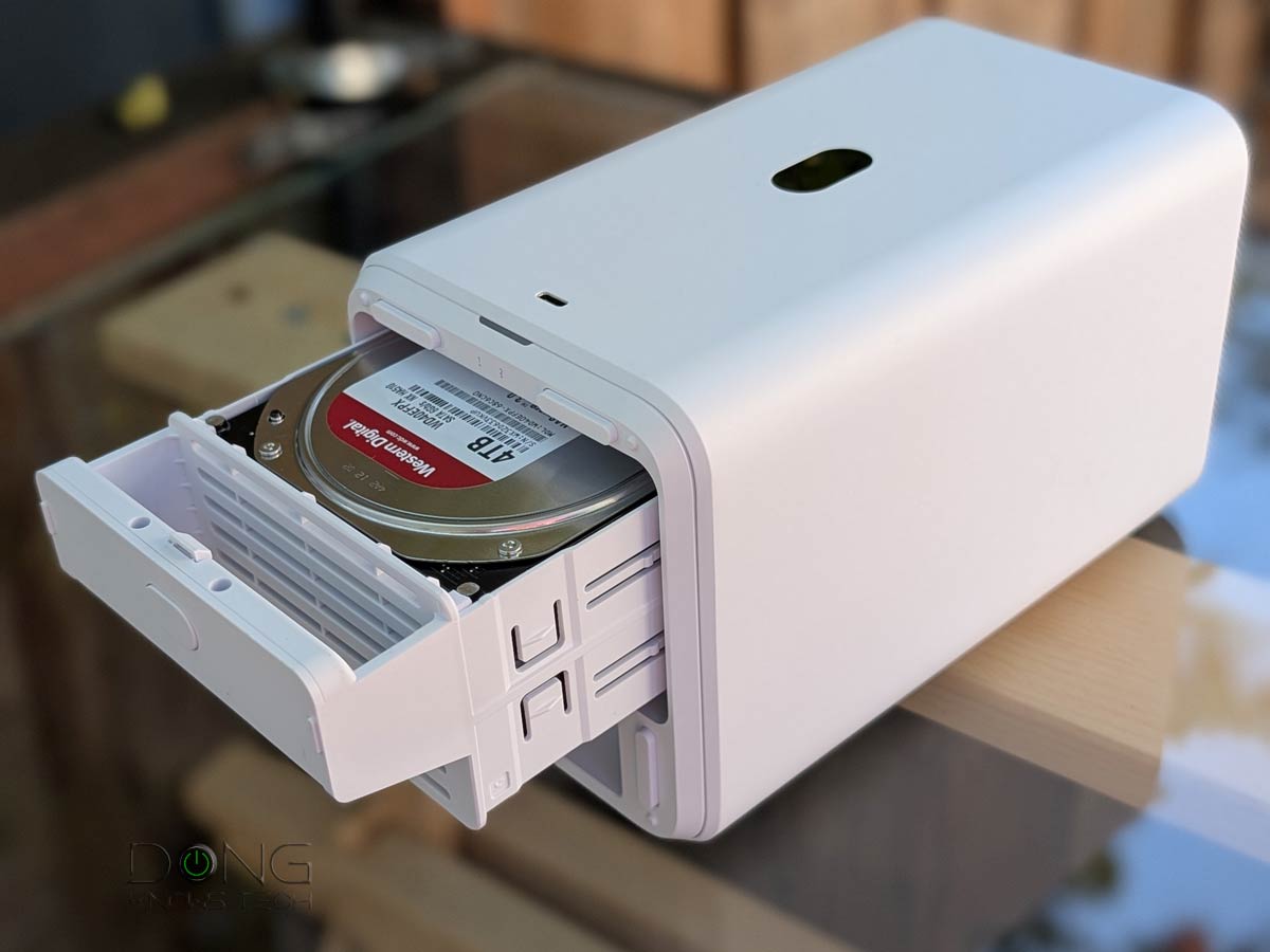 The Ubiquiti UNAS 2 dual bady NAS server