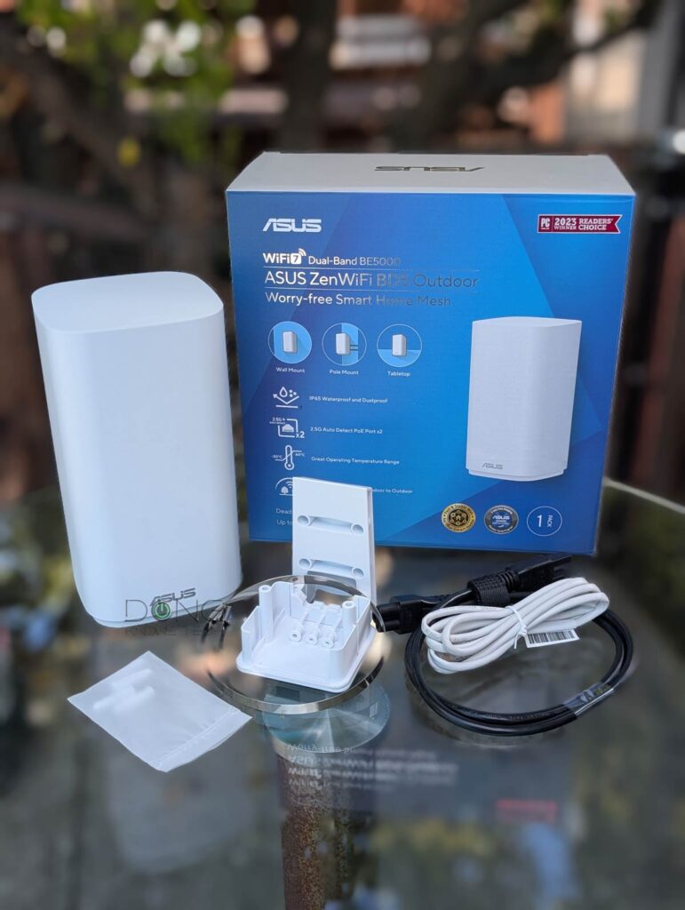 ASUS ZenWiFi BD5 Outdoor Review (vs. ZenWiFi BD5): A Versatile and Effective Dual-Band Wi-Fi 7 Broadcaster 1 The ZenWiFi BD5 Outdoor comes with pole mounting accessories