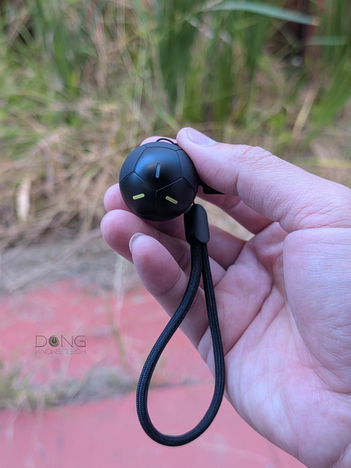 FineTrack 2: UGREEN’s Cool Soccer Ball-Shapped Tracker FineTrack 2: UGREEN’s Cool Soccer Ball-Shapped Tracker