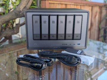 NAS UGREEN NASync DXP6800 Plus 6 Baies - Intel I3 1215U, 8Go DDR5, 128Go SSD - Ports 2.5GbE Et 10GbE - Stockage Réseau Professionnel