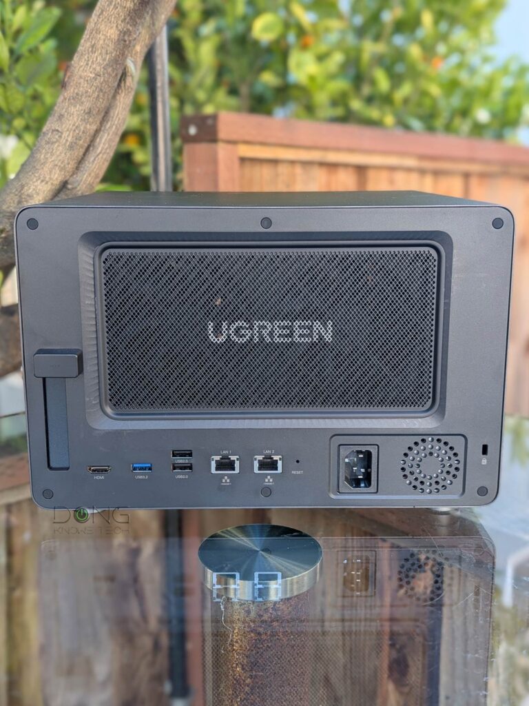 NAS Server, Explained: Redundancy (RAID) and Network-Attached Storage Basics 6 UGREEN NASync DXP6800 Pro back