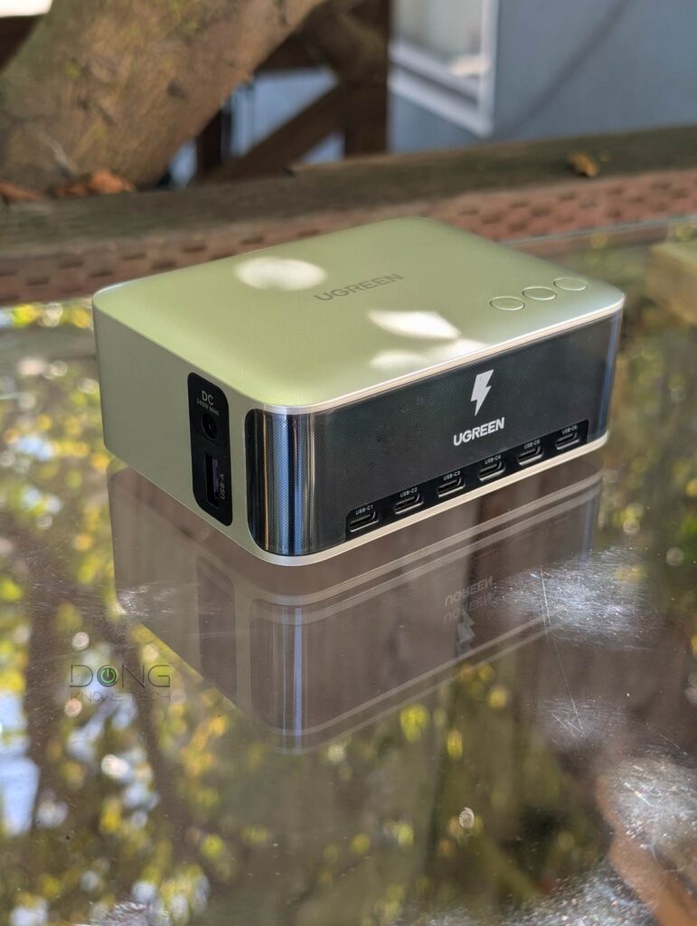 UGREEN Nexode Pro 300W Desktop Charger Front