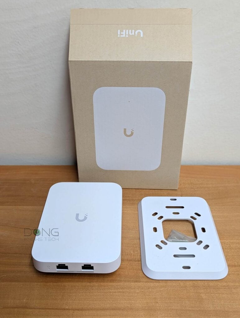 Ubiquiti U7 In Wall (U7 IW) Wi-Fi 7 access point