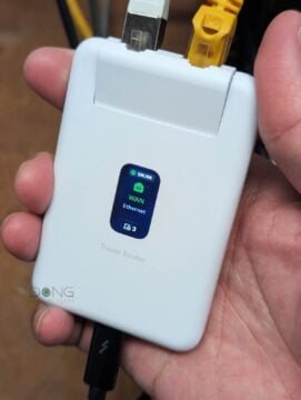 Ubiquiti UTR UniFi Travel Router in action