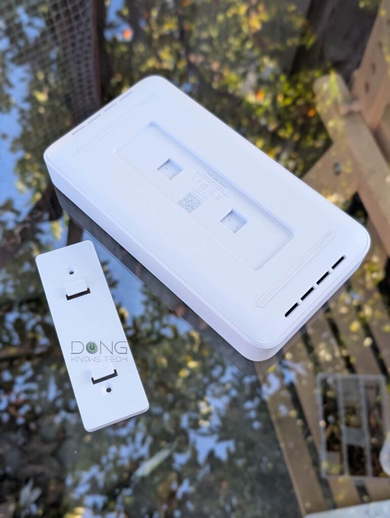 Ubiquiti UniFi Device Bridge UDB Switch Review (vs. Flex 2.5G PoE): An Excellent Way to Extend Power-over-Ethernet via Wi-Fi 7 6 Ubiquiti UniFi Device Bridge UDB Switch underside
