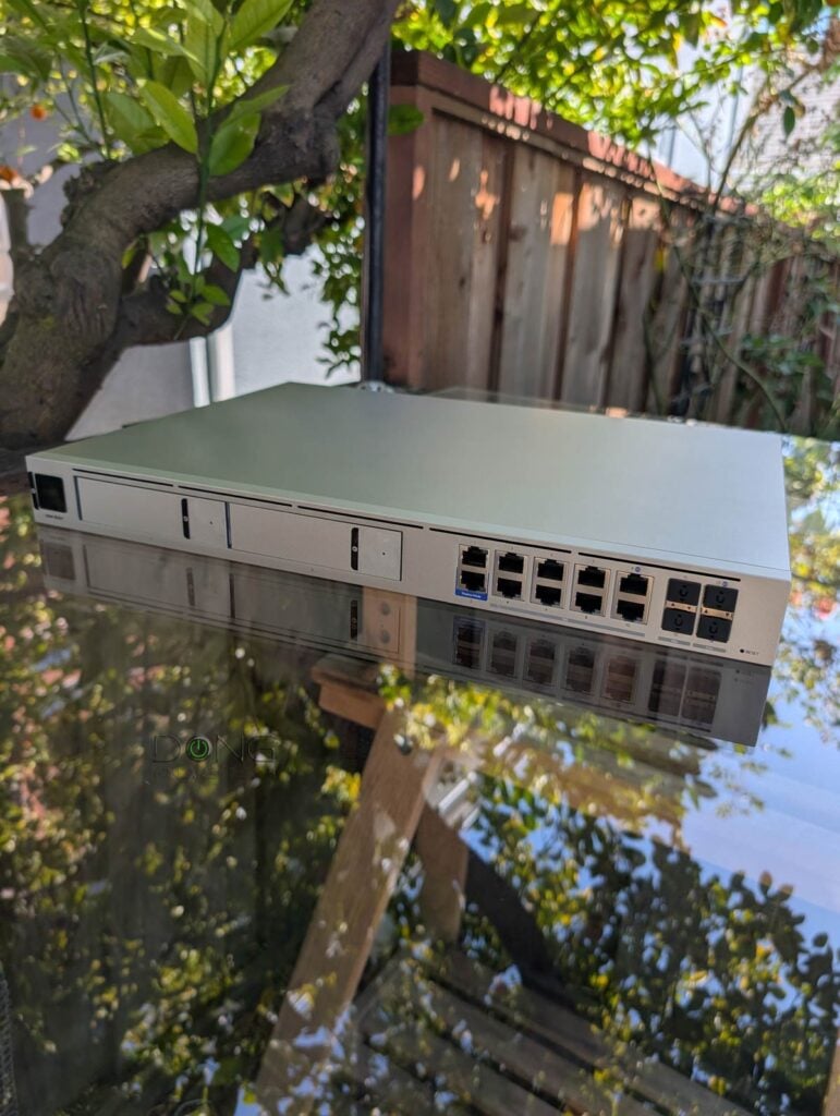 Ubiquiti UniFi Dream Machine Beast (UDM-Beast) front