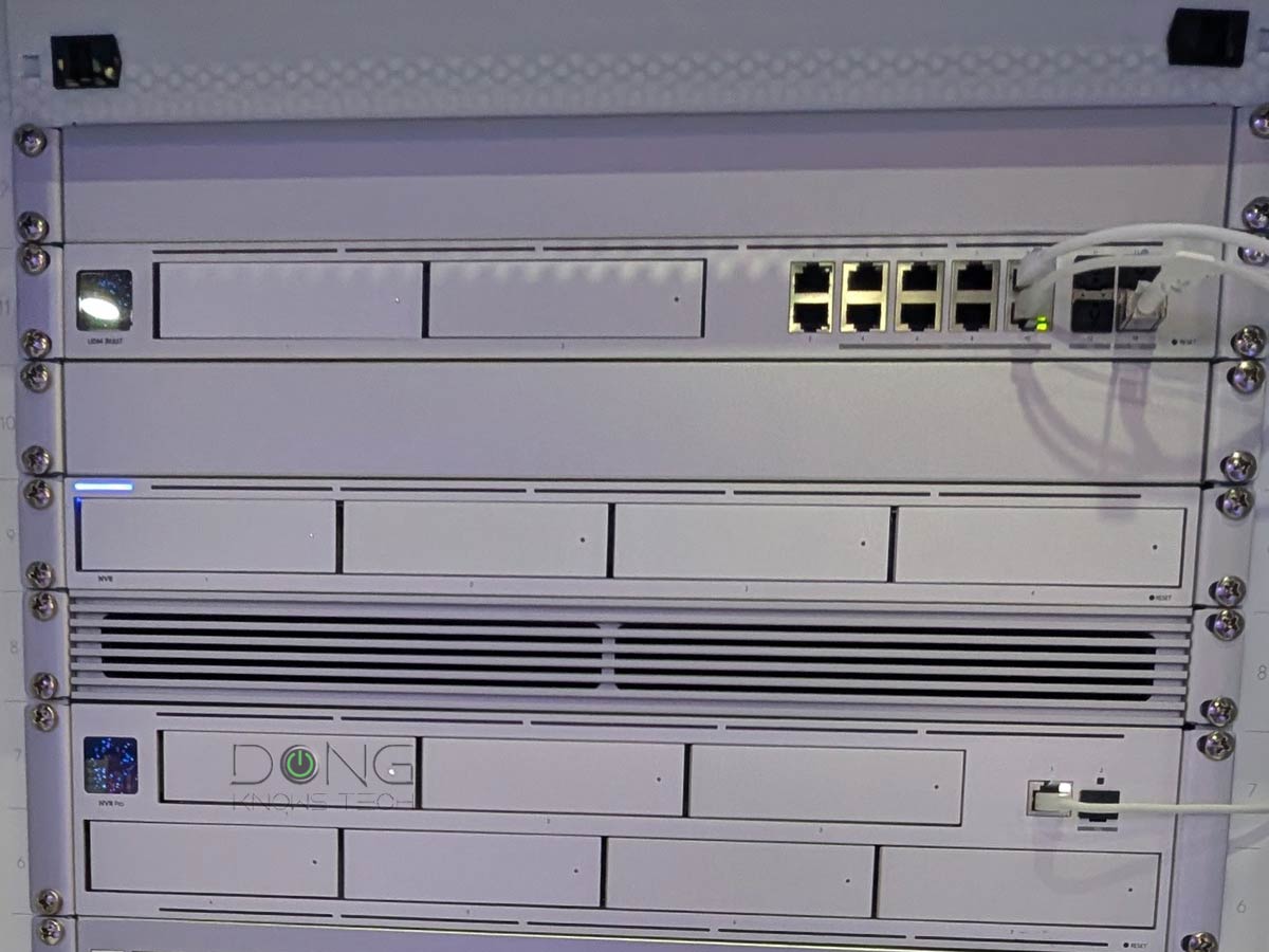 UniFi Dream Machine Beast UDM Beast 1